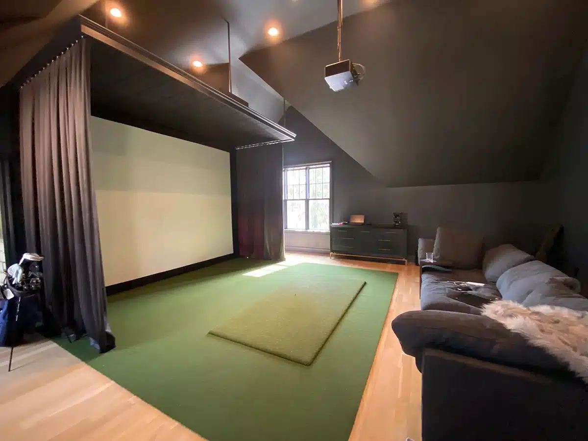 Residential golf simulator inspiration 9