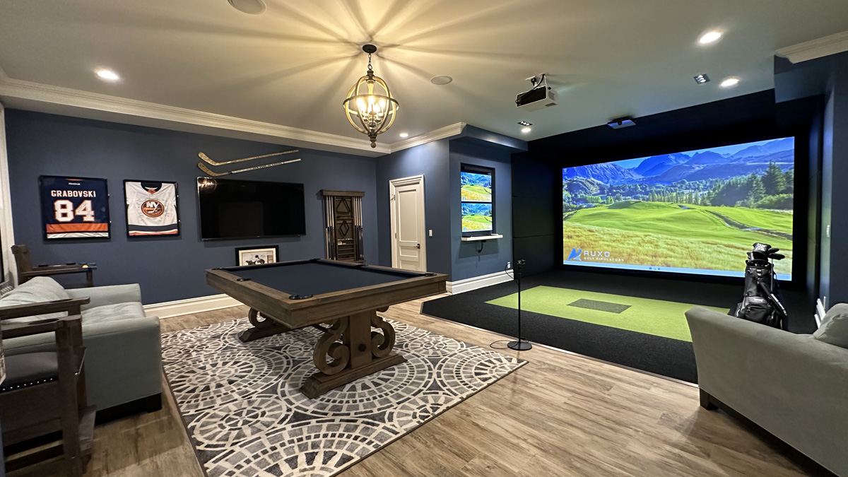 Residential golf simulator inspiration 19
