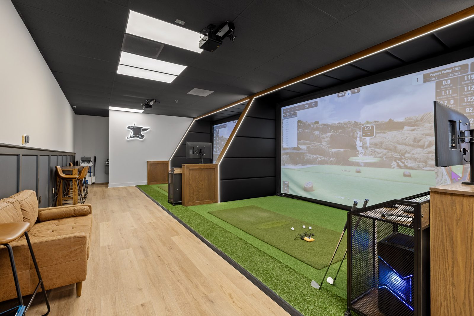 Commercial golf simulator bay inspiration 1
